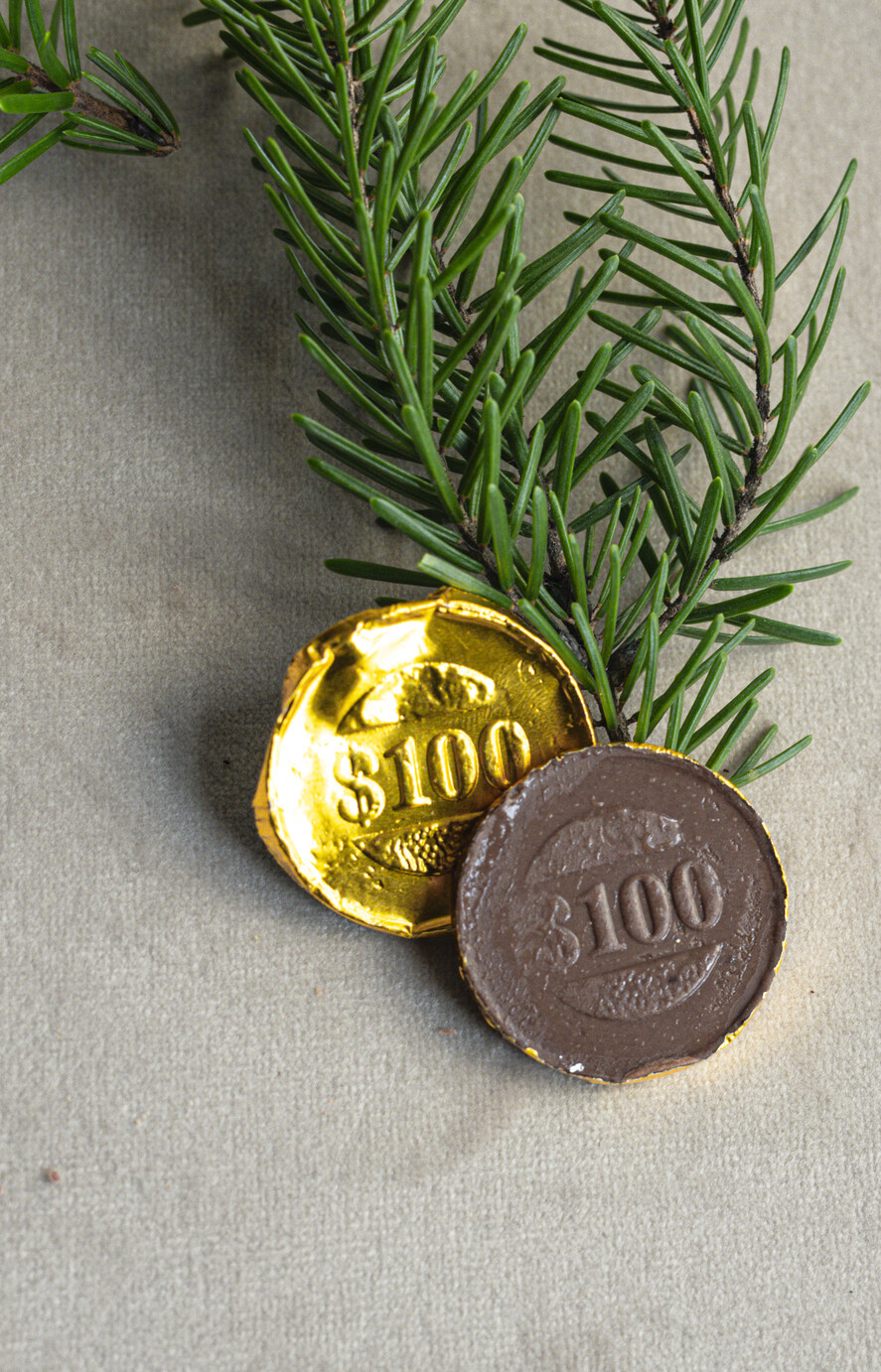cartes avec pendentif en plexi doré Carte de Noël exclusive avec pièce en chocolat et ruban, cartes de Noël d'entreprise, avec rubans, personnalisées pour entreprises